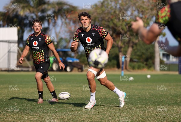 140726 - Wales Rugby Training in South Africa ahead of their game in Durban this weekend - Teddy Williams during training