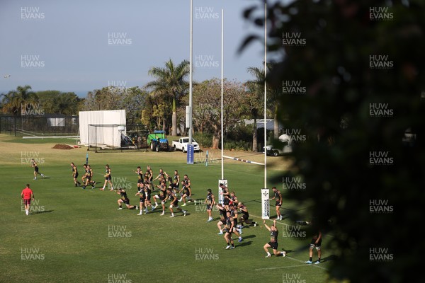 140726 - Wales Rugby Training in South Africa ahead of their game in Durban this weekend - Wales during the warm up