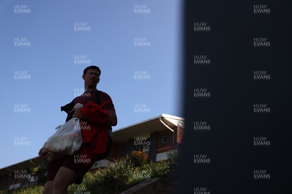 140726 - Wales Rugby Training in South Africa ahead of their game in Durban this weekend - Adam Beard during training