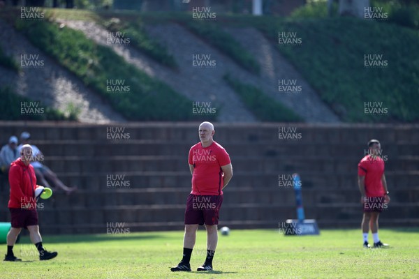140726 - Wales Rugby Training in South Africa ahead of their game in Durban this weekend - Steve Tandy, Head Coach during training