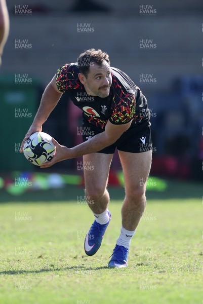 140726 - Wales Rugby Training in South Africa ahead of their game in Durban this weekend - Tomos Williams during training