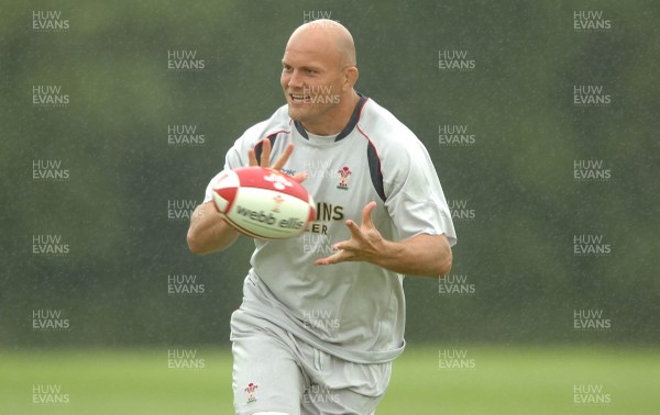 14.08.07 -  Wales Rugby Training - Will James in action during training  