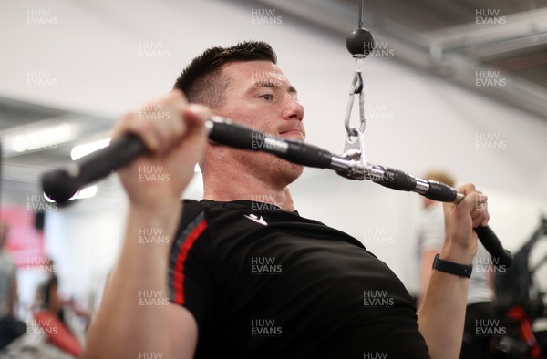 140823 - Wales Rugby Gym Session at the start of the week ahead of their final Rugby World Cup warm up game against South Africa - Adam Beard during training