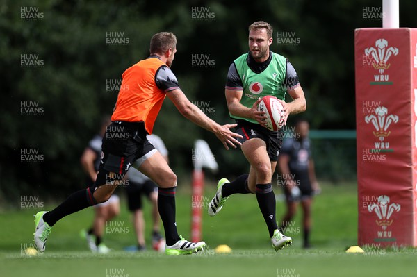 140823 - Wales Rugby Training at the start of the week ahead of their final Rugby World Cup warm up game against South Africa - Max Llewellyn during training