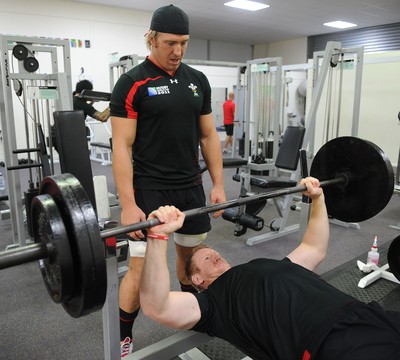 14.09.11 - Wales Rugby Training - Bradley Davies and Andy Powell (above) during a weight training session. 
