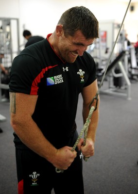 14.09.11 - Wales Rugby Training - Huw Bennett during a weight training session. 