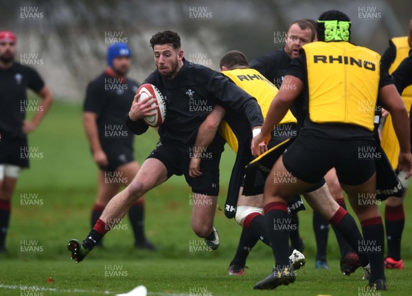 141117 - Wales Rugby Training - Alex Cuthbert