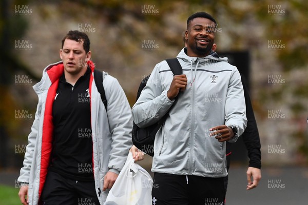 141122 - Wales Rugby Training - Ryan Elias and Christ Tshiunza during training