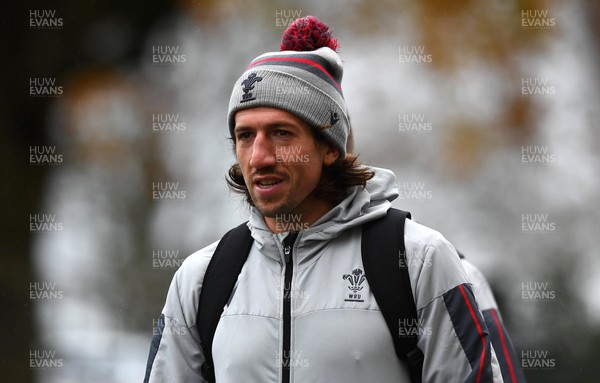 141122 - Wales Rugby Training - Justin Tipuric during training