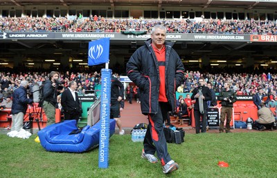 150212 - Wales Open to the Public Training Session -Head coach Warren Gatland looks on during training