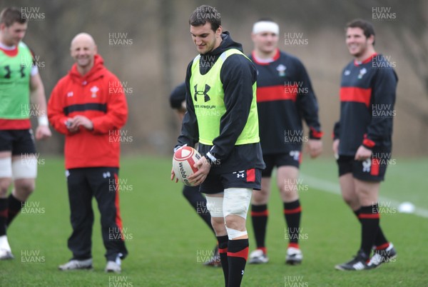 150312 - Wales Rugby Training -Sam Warburton during training