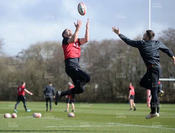 150318 - Wales Rugby Training - George North during training