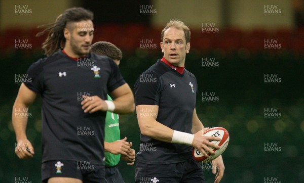150319 - Wales Rugby Captains Run, Principality Stadium - Alun Wyn Jones of Wales  during training session at the Principality Stadium ahead of the Grand Slam decider against Ireland tomorrow