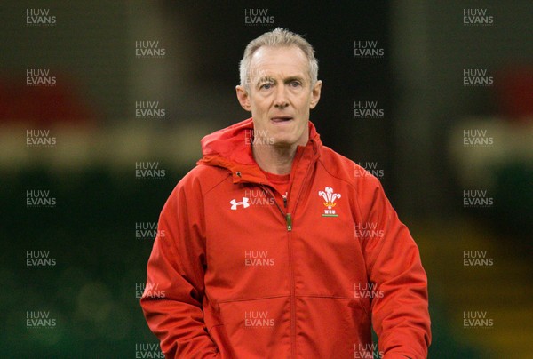 150319 - Wales Rugby Captains Run, Principality Stadium - Wales assistant coach Rob Howley during training session at the Principality Stadium ahead of the Grand Slam decider against Ireland tomorrow
