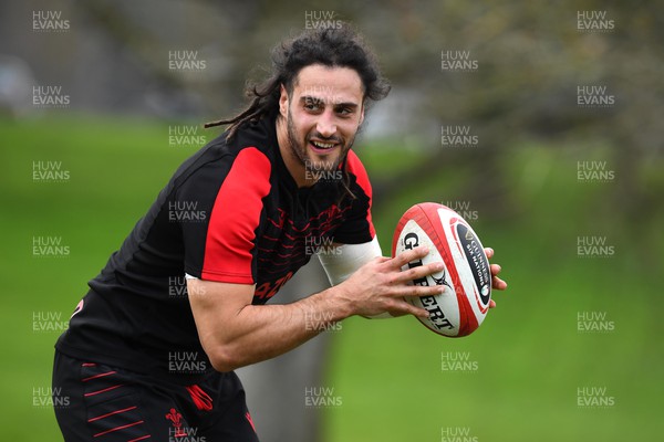 150322 - Wales Rugby Training - Josh Navidi during training