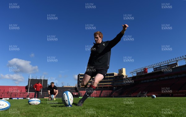 150618 - Wales Rugby Training - Rhys Patchell during training