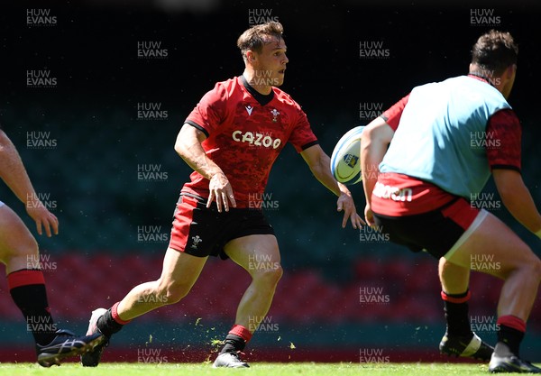 150721 - Wales Rugby Training - Jarrod Evans during training