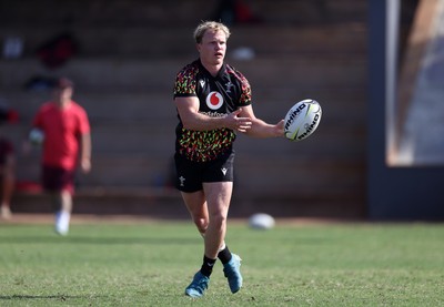 150726 - Wales Rugby Training ahead of their game against South Africa on the weekend - Blair Murray during training