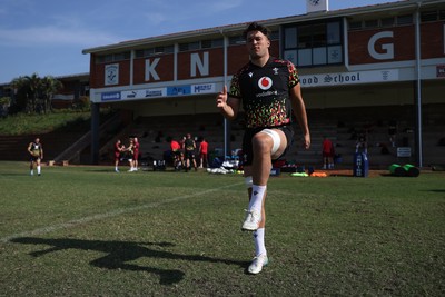 150726 - Wales Rugby Training ahead of their game against South Africa on the weekend - Teddy Williams during training