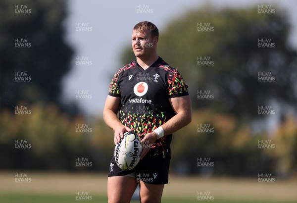 150726 - Wales Rugby Training ahead of their game against South Africa on the weekend - Dewi Lake during training