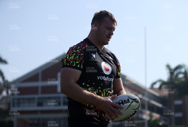 150726 - Wales Rugby Training ahead of their game against South Africa on the weekend - Dewi Lake during training