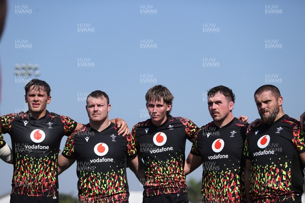 150726 - Wales Rugby Training ahead of their game against South Africa on the weekend - Alex Mann, Dewi Lake, Ellis Mee, Ben Warren and Nicky Smith during training