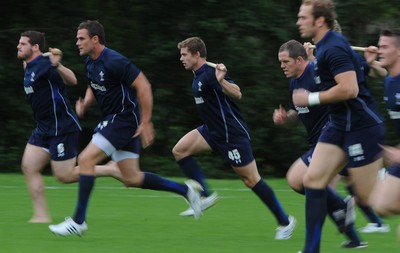 15.08.11 - Wales Rugby Training - Leigh Halfpenny during training. 