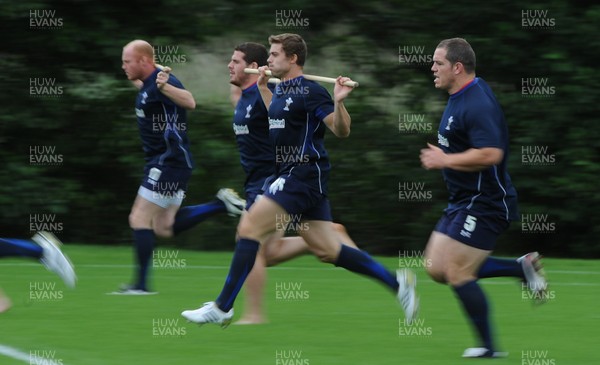 15.08.11 - Wales Rugby Training - Leigh Halfpenny during training. 