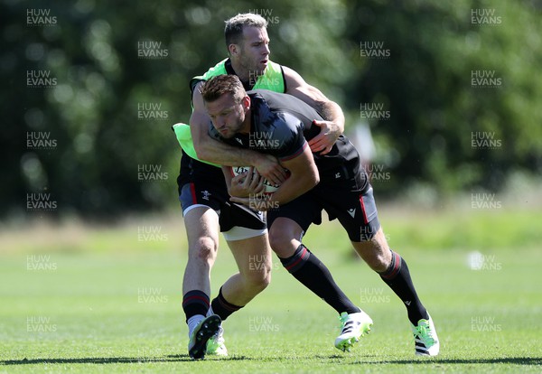 150823 - Wales Rugby Training in the week ahead of their final Rugby World Cup warm up game against South Africa - Gareth Davies and Dan Biggar during training