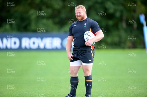 150915 -  Wales Rugby World Cup Training -Samson Lee during training