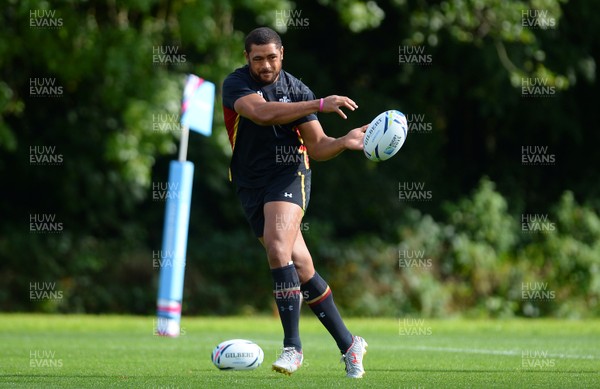 150915 -  Wales Rugby World Cup Training -Taulupe Faletau during training