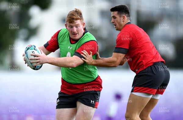 151019 - Wales Rugby Training - Rhys Carre during training