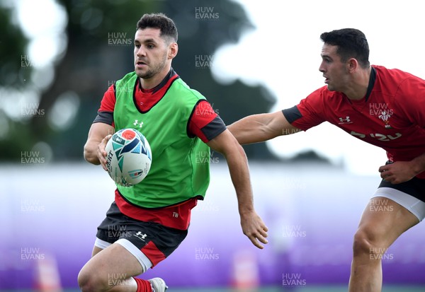 151019 - Wales Rugby Training - Tomos Williams during training