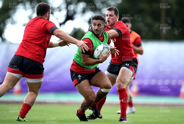 151019 - Wales Rugby Training - Josh Navidi during training