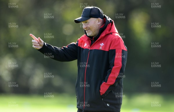 151020 - Wales Rugby Training - Neil Jenkins during training