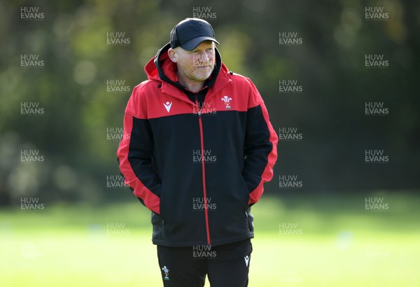 151020 - Wales Rugby Training - Neil Jenkins during training