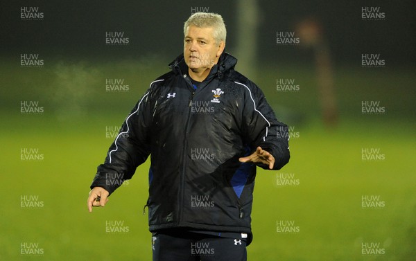 15.11.10 - Wales Rugby Training - Head coach warren Gatland during training. 