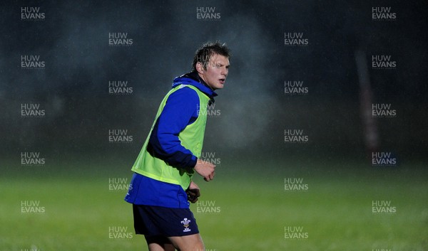 15.11.10 - Wales Rugby Training - Dan Biggar during training. 
