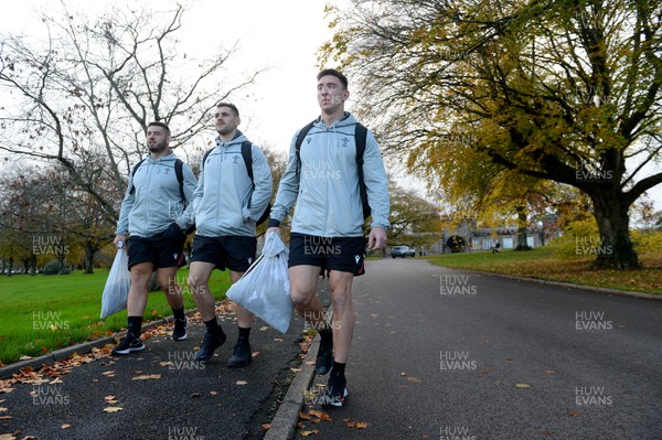 151122 - Wales Rugby Training - Gareth Thomas, Tomos Williams and Josh Adams during training