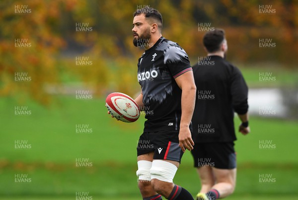 151122 - Wales Rugby Training - Josh MacLeod during training