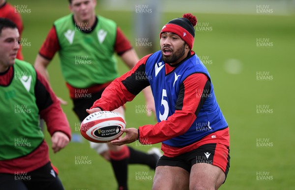 160221 - Wales Rugby Training - Willis Halaholo during training