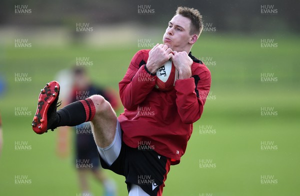 160221 - Wales Rugby Training - Liam Williams during training