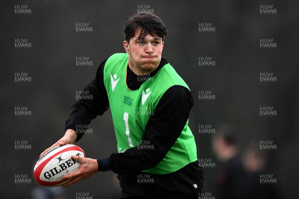 160223 - Wales Rugby Training - Teddy Williams during training