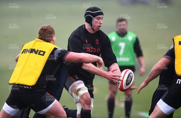 160223 - Wales Rugby Training - Adam Beard during training