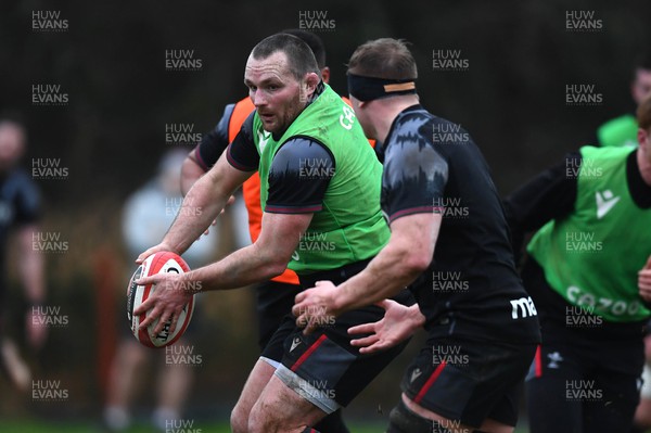 160223 - Wales Rugby Training - Ken Owens during training