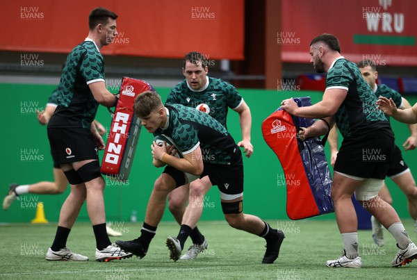 160224 - Wales Rugby Training at the National Centre of Excellence - Alex Mann during training