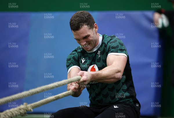 160224 - Wales Rugby Training at the National Centre of Excellence - George North during training