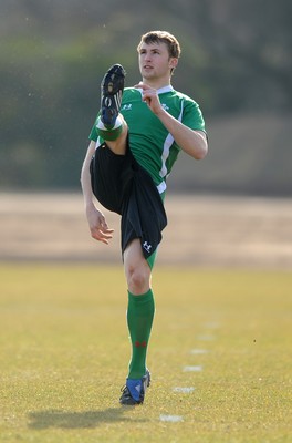 16.03.10 - Wales Rugby Training - Tom Prydie in action during training. 