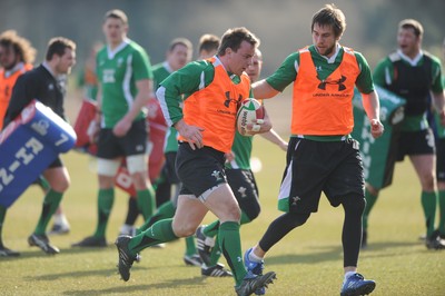 16.03.10 - Wales Rugby Training - Matthew Rees in action during training. 
