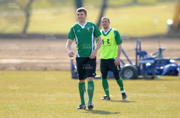 16.03.10 - Wales Rugby Training - Tom Prydie in action during training. 